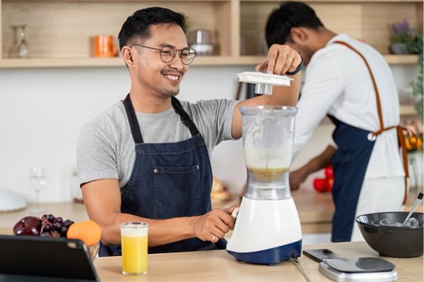 a Blender Good for Smoothies?